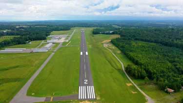 Runway 2 on approach